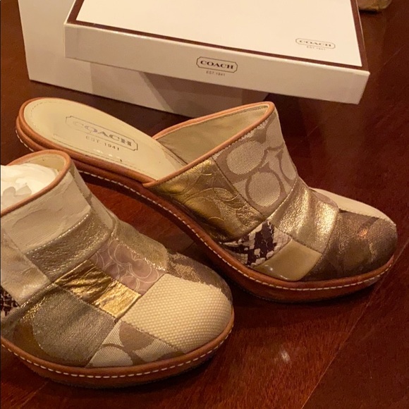 Rare Coach Eva Patchwork Heeled Mules - Picture 2 of 3